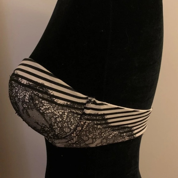 Very Sexy Strapless/multi-way bra size 32D - Picture 2 of 4